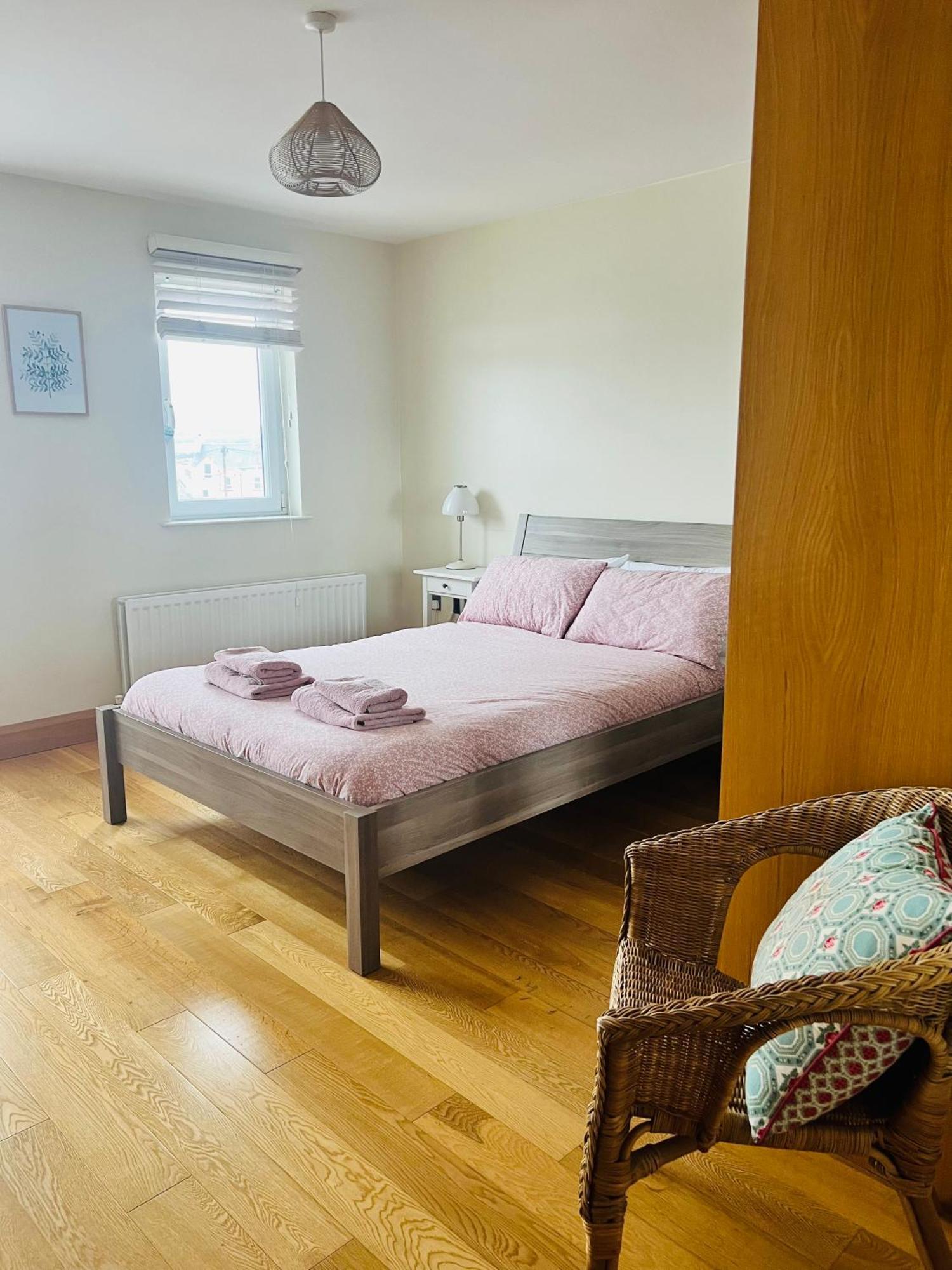 Penthouse Apartment - Town Centre, Sea Views, Secure Parking Portrush Exterior foto